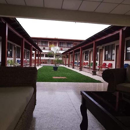 Hotel La Siesta Liberia Exteriör bild