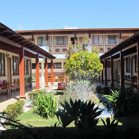 Hotel La Siesta Liberia Exteriör bild