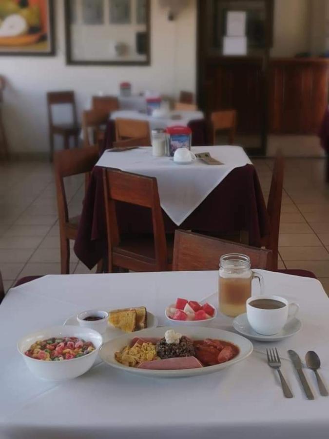 Hotel La Siesta Liberia Exteriör bild