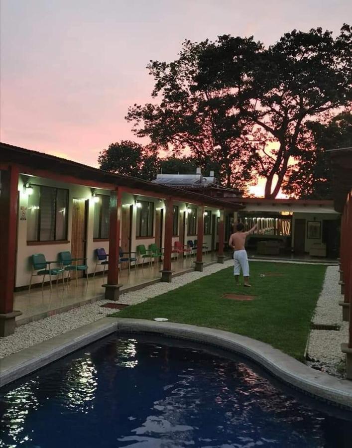 Hotel La Siesta Liberia Exteriör bild