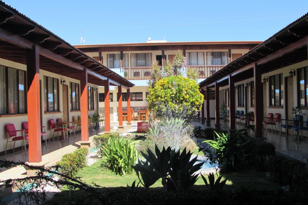 Hotel La Siesta Liberia Exteriör bild